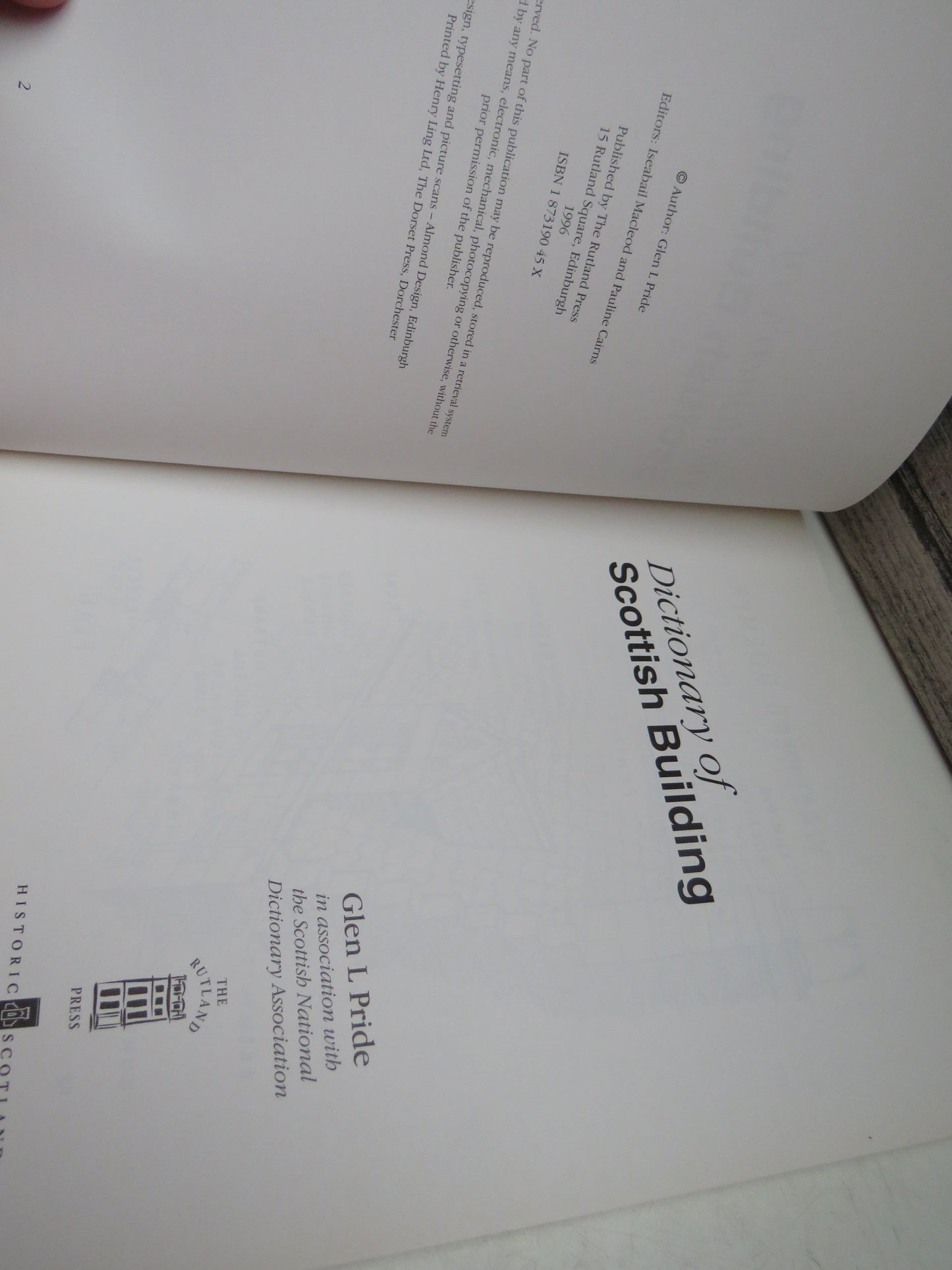 Dictionary of Scottish Building By Glen L Pride 1996