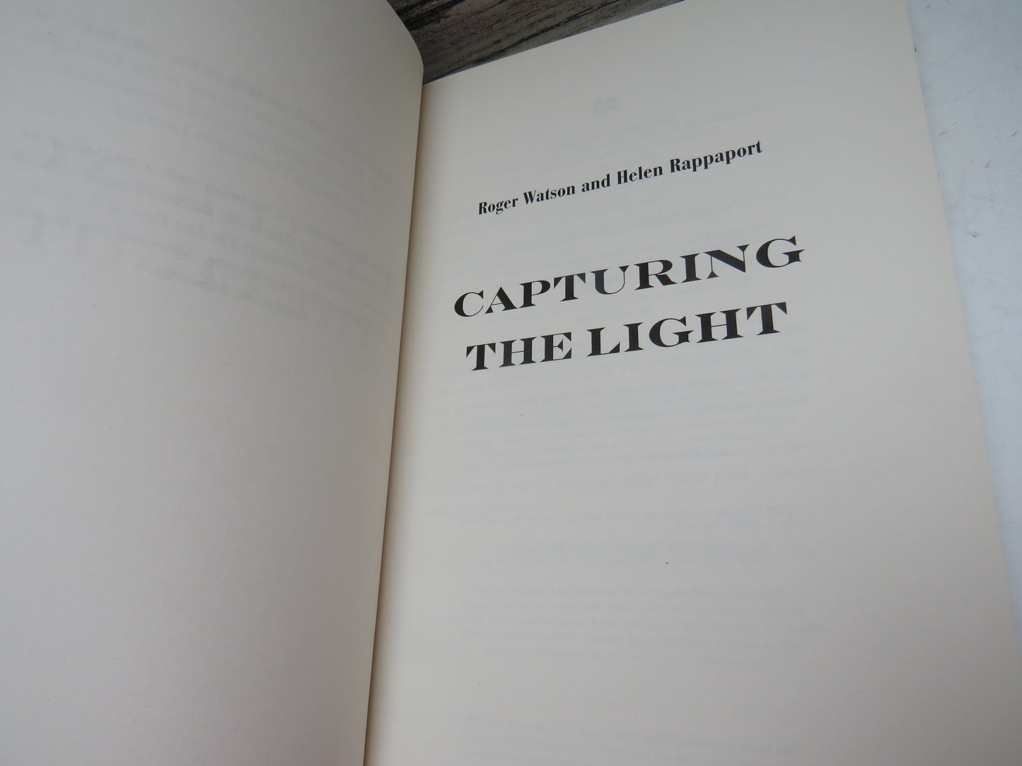 Capturing The Light By Roger Watson and Helen Rappaport 2013