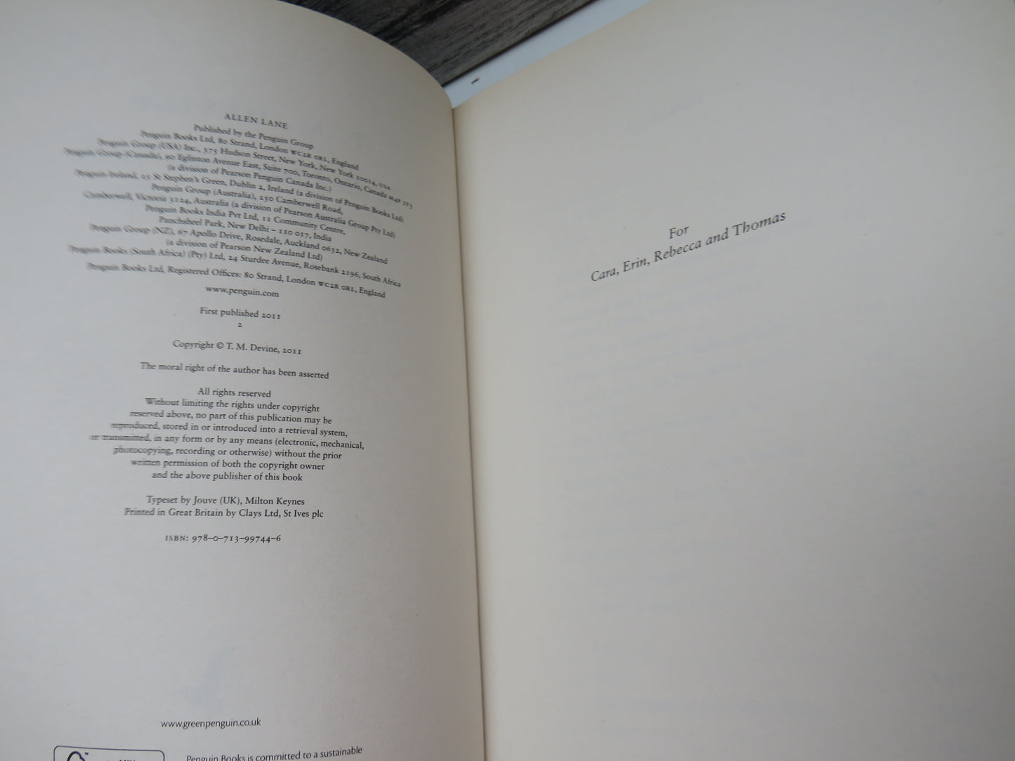 To The Ends of the Earth Scotland's Global Diaspora 1750-2010 By T. M. Devine 2011