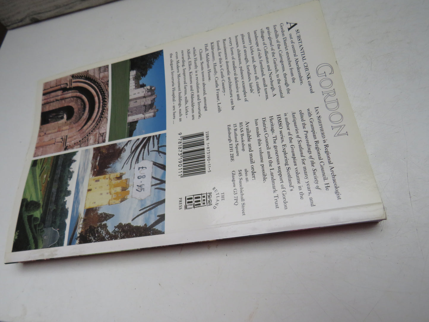 Gordon An Illustrated Architectural Guide 1994
