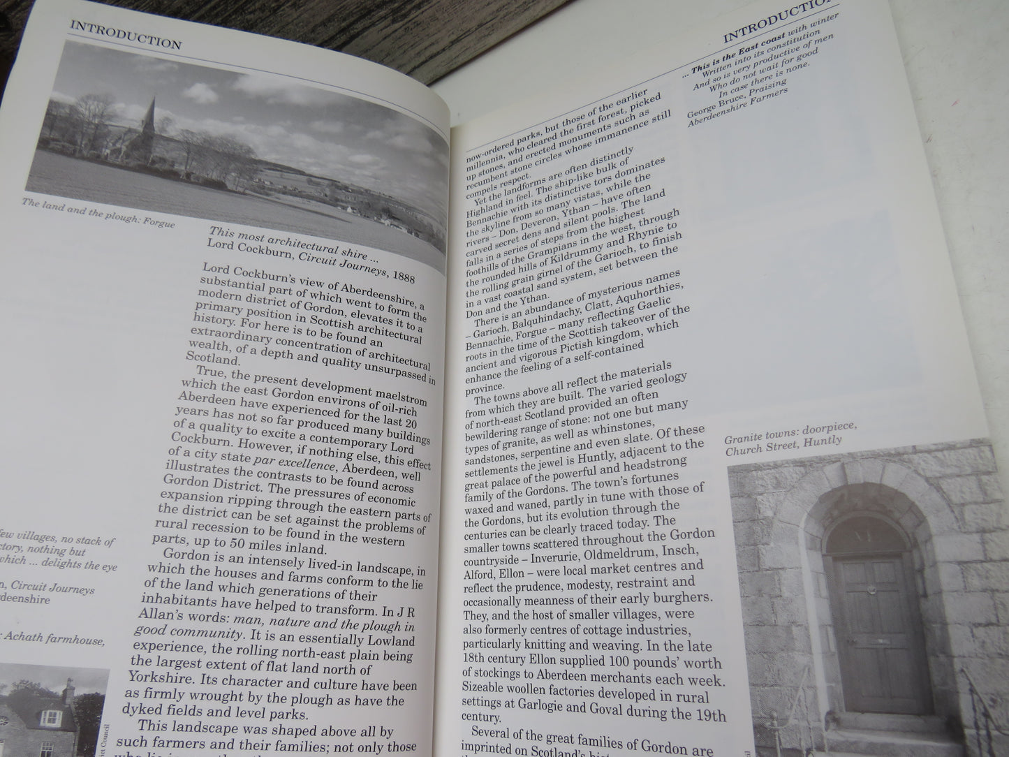 Gordon An Illustrated Architectural Guide 1994