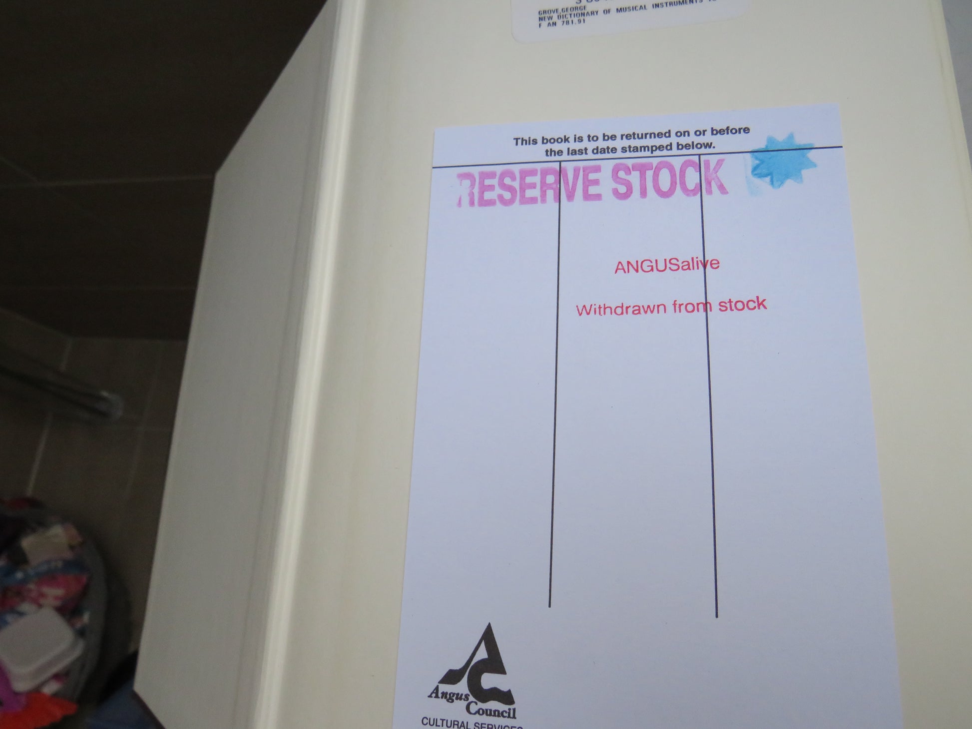 The New Grove Dictionary of Musical Instruments Volume 1 - 3 1987 book image 5