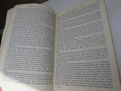 The Lord of The Rings By J.R.R. Tolkien All 3 Parts 1973 book image 5