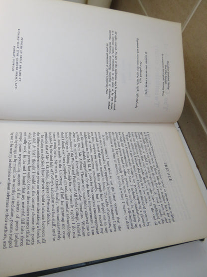 The Oxford Book Of Twentieth-Century English Verse Chosen By Philip Larkin 1984 book image 4