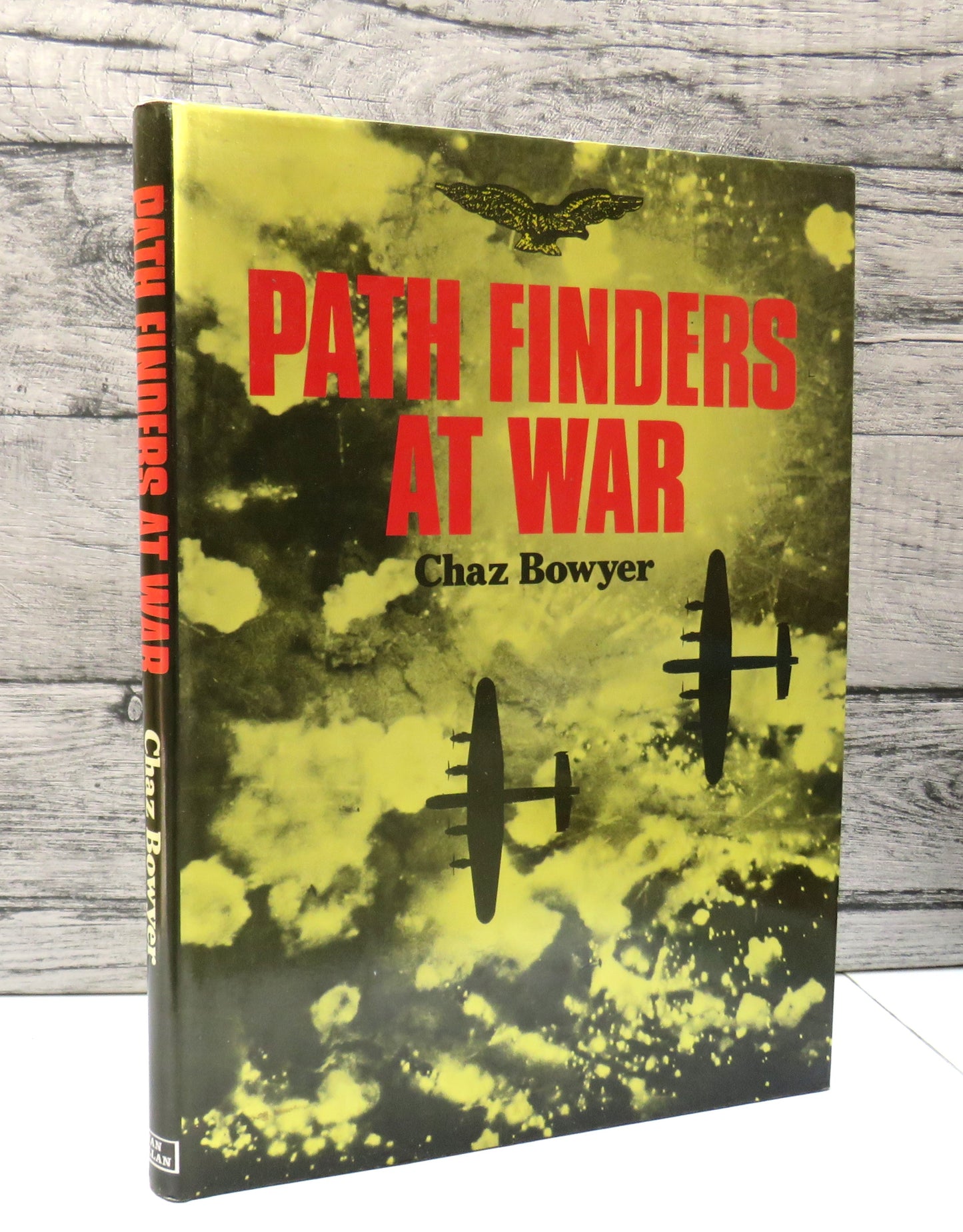 Path Finders At War By Chaz Bowyer 1987