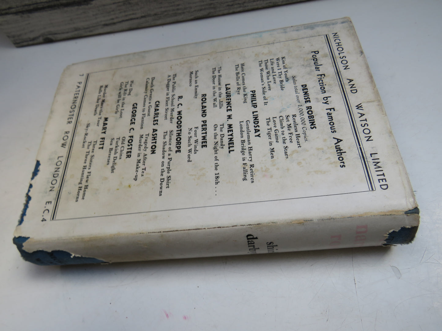 The Narrow Room A Novel By Shirley Darbyshire 1938