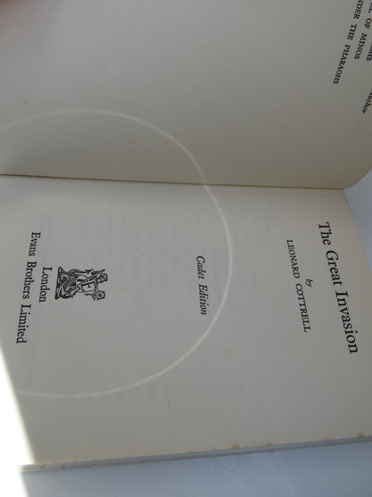 The Great Invasion By Leonard Cottrell Cadet Edition 1963 book image 4