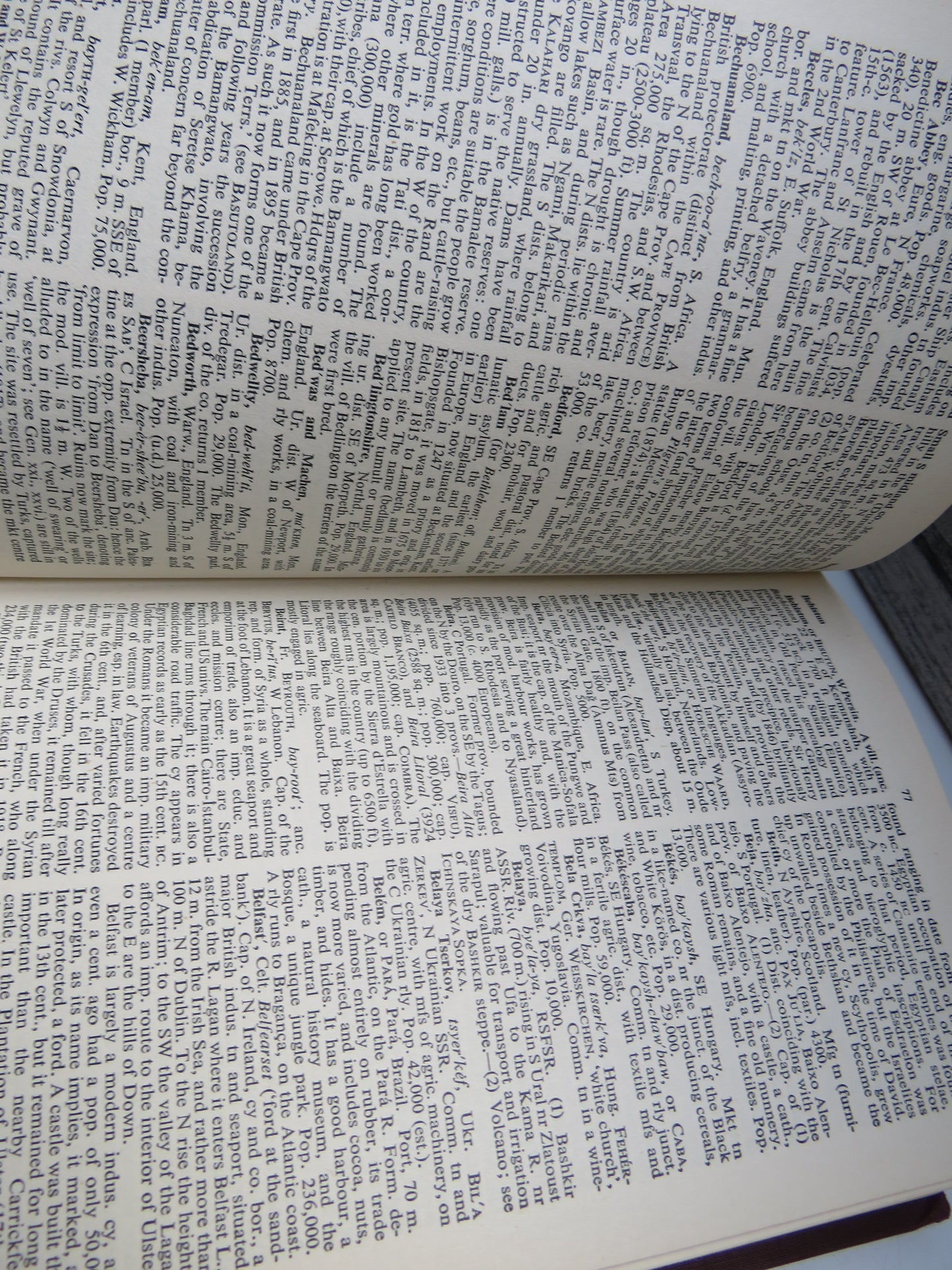 Chambers's World Gazetteer and Geographical Dictionary 1957