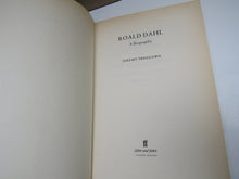 Load image into Gallery viewer, Roald Dahl A Biography By Jeremy Treglown 1994
