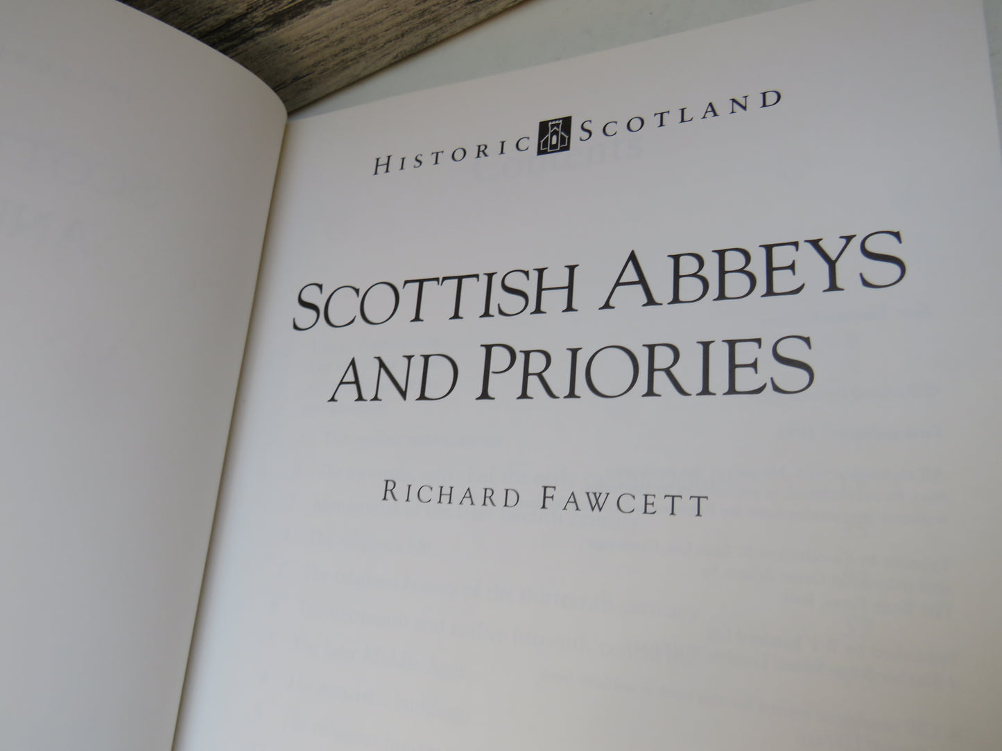 Scottish Abbeys and Priories By Richard Fawcett 1994