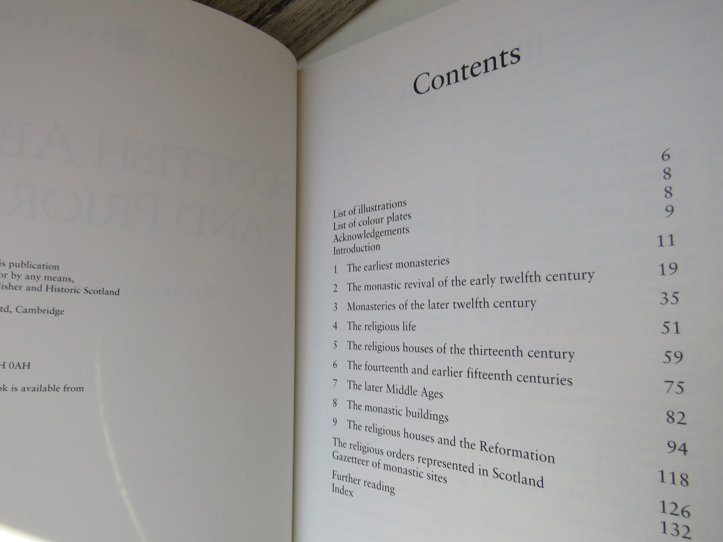 Scottish Abbeys and Priories By Richard Fawcett 1994