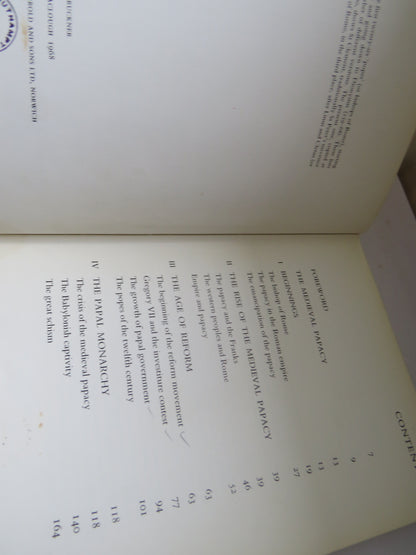 The Medieval Papacy By Geoffrey Barraclough 1968 book image 5