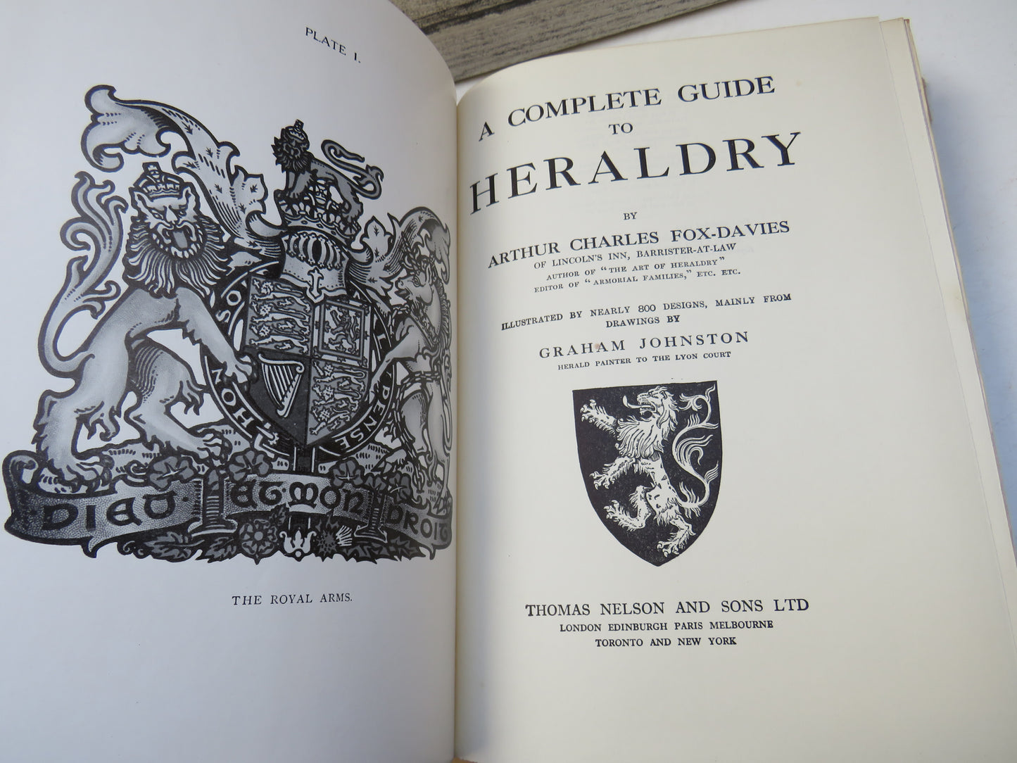 Complete Guide To Heraldry By Arthur Charles Fox-Davies 1956
