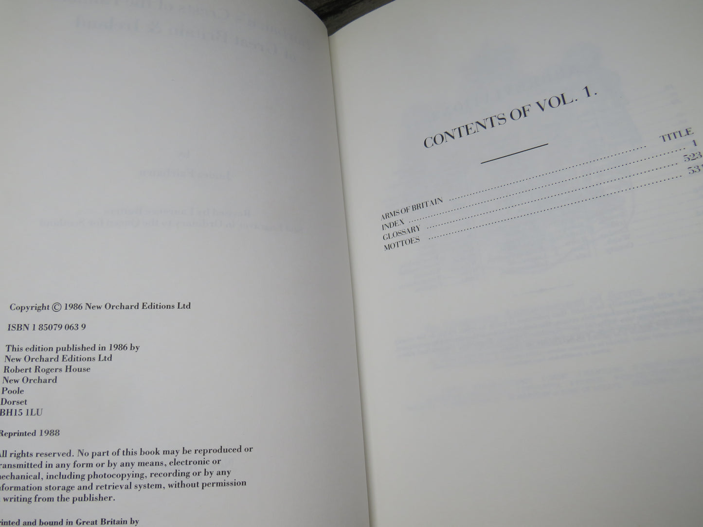 Fairbairn's Crests of the Families of Great Britain & Ireland By James Fairbairn 1988