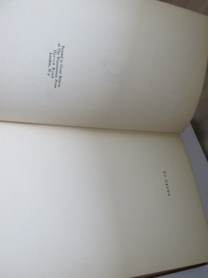 The Soul of Wit A Choice of English Verse Epigrams Made By George Rostrevor Hamilton 1924 book image 5