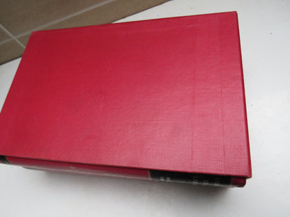 A Churchill Anthology, Churchill His Life and Times, Painting As A Pastime By Odhams Press Cased Boo book front cover