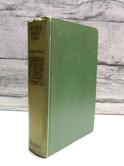 The Adventures of Huckleberry Finn (Tom Sawyer's Comrade) By Mark Twain book front cover