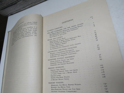 New Development In Railway Modelling By Edward Beal 1947