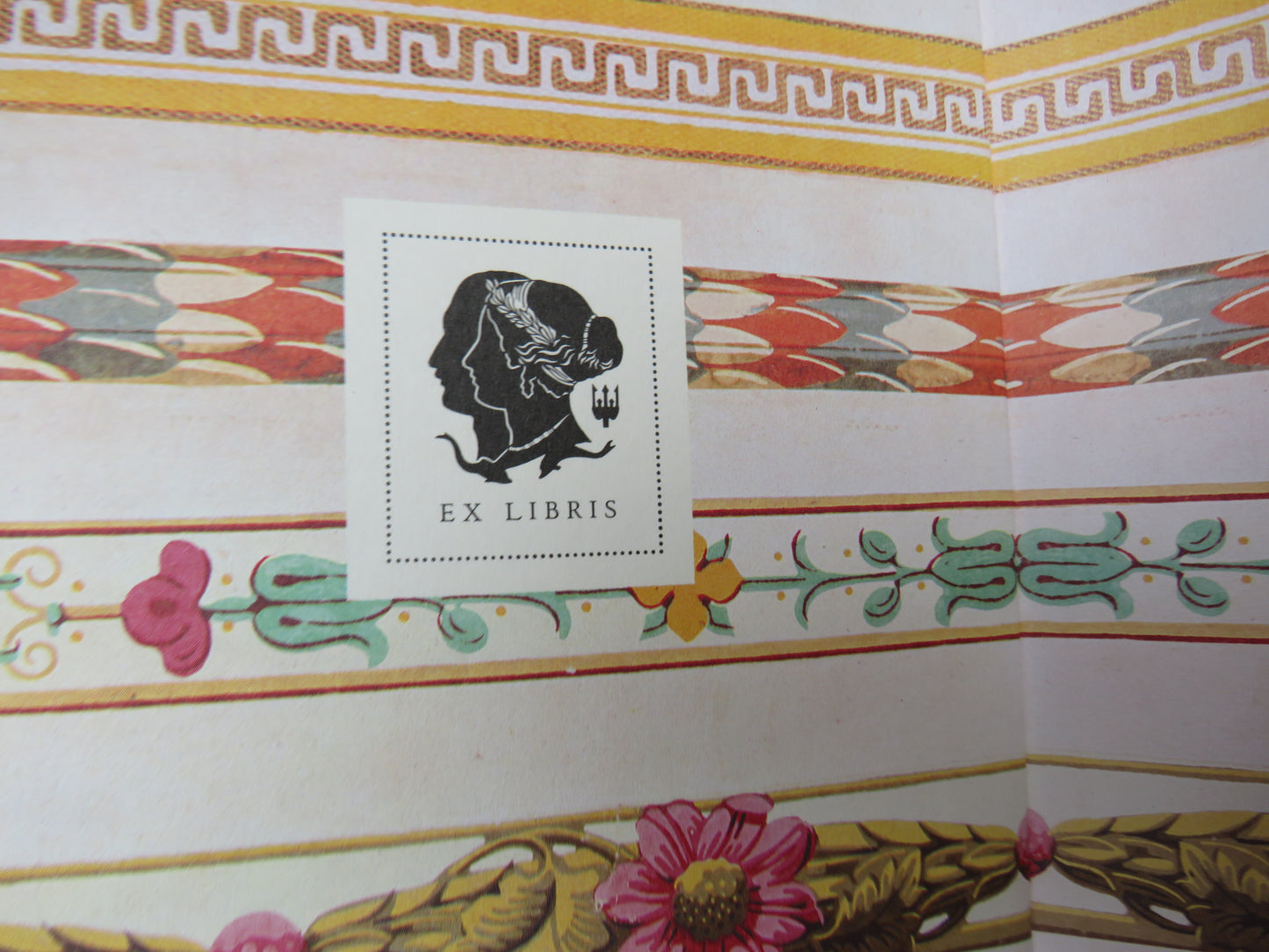 The Victoria and Albert Colour Books - Ornate Wallpapers 1988