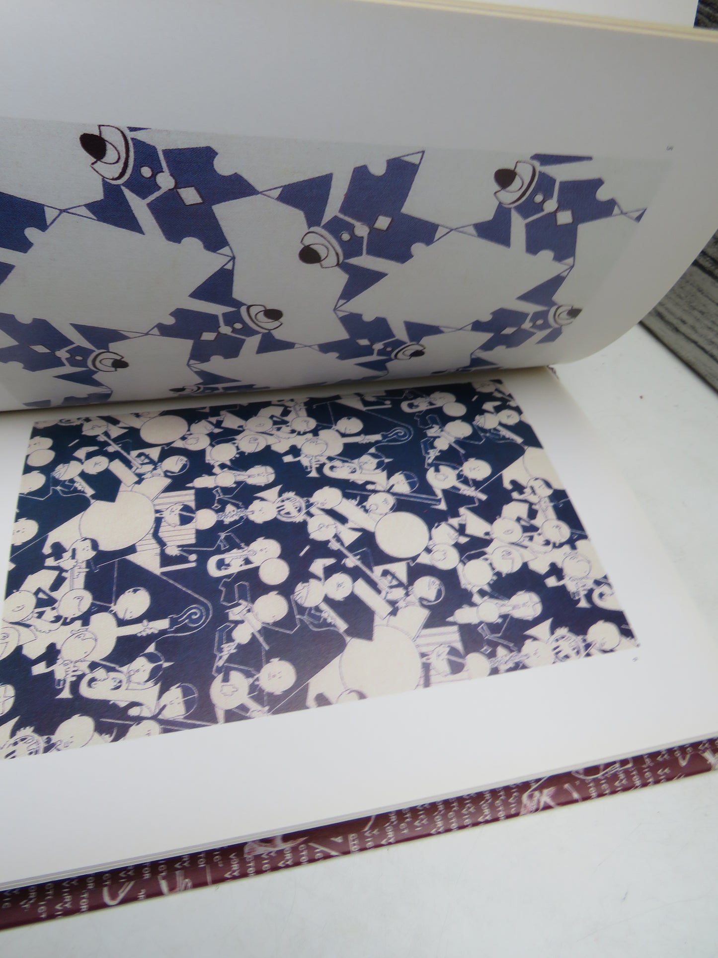 The Victoria and Albert Colour Books - Novelty Fabrics 1988