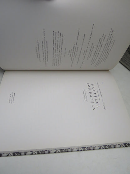 The Victoria and Albert Colour Books - Patterns For Papers 1987 book image 4