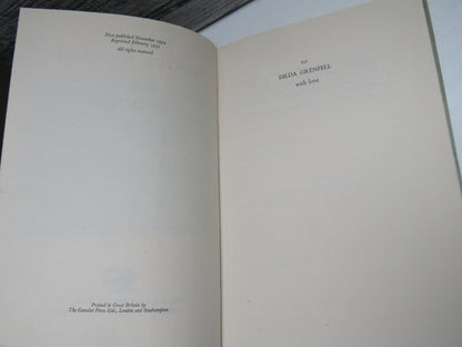 A Winter Bouquet By Susan Tweedsmuir 1955 book image 5