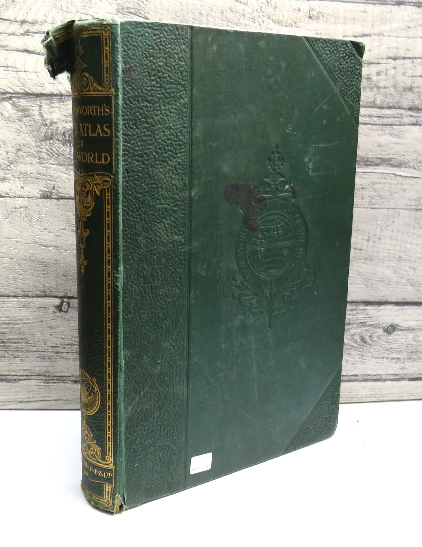 Harmsworth's Atlas of the World and Pictorial Gazetteer With An Atlas of the Great War
