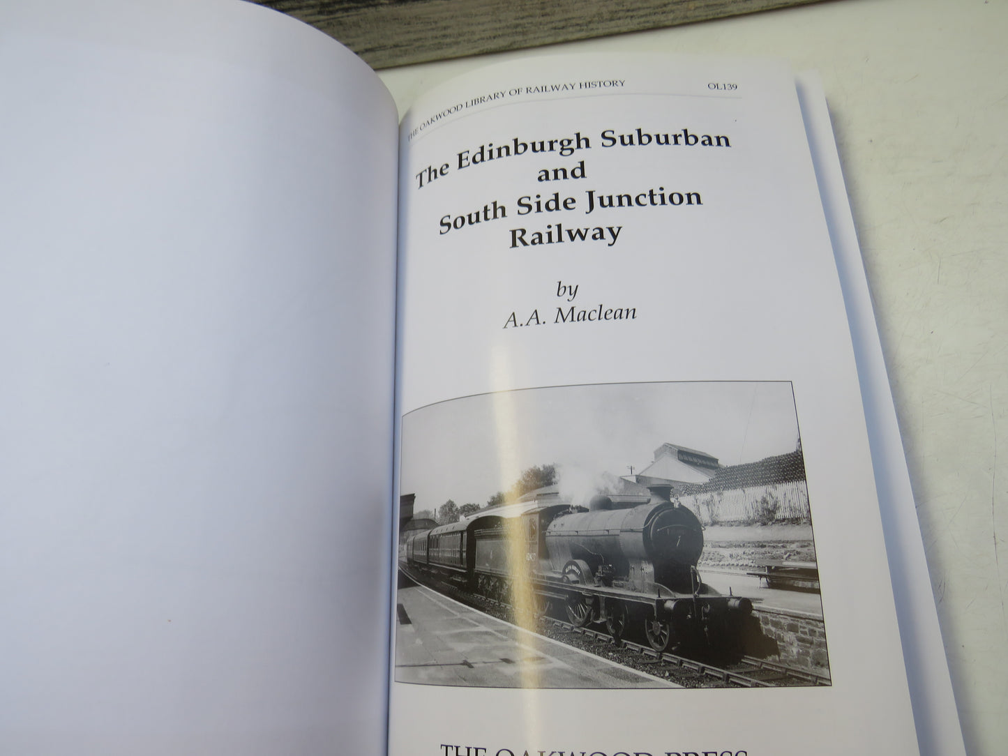 The Edinburgh Suburban and South Side Junction Railway By A. A. Maclean 2006