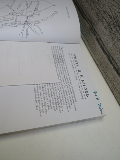 Perth & Kinross An Illustrated Architectural Guide By Nick Haynes  2000