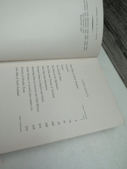 Robert Bain's The Clans and Tartans of Scotland Enlarged and Re-Edited By Margaret O. MacDougall 1954