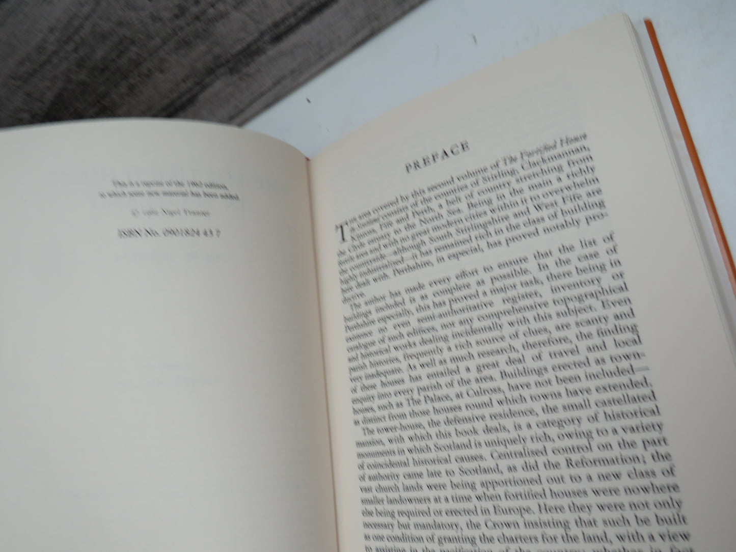 The Fortified House In Scotland By Nigel Tranter Volume Two Central Scotland 1986