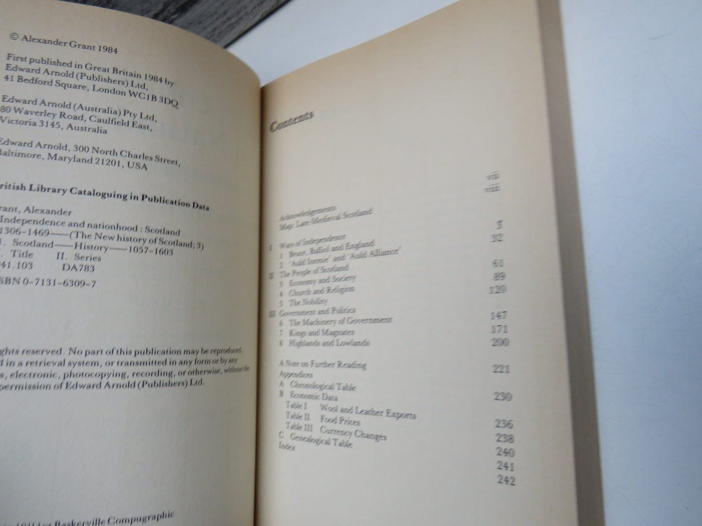 Independence and Nationhood Scotland 1306-1469 By Alexander Grant 1984