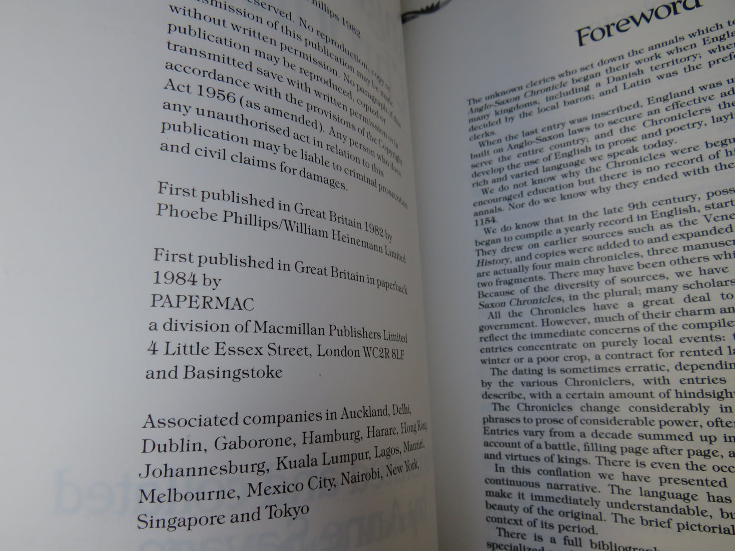 The Anglo-Saxon Chronicles The Authentic Voices of England, From The Time of Julius Caesar To The Coronation of Henry II Translated and Collated By Anne Savage 1988, book image 5