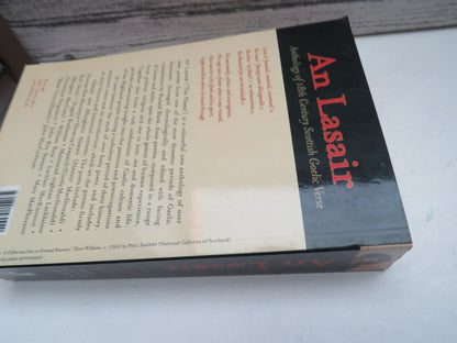 An Lasair Anthology of 18th Century Scottish Gaelic Verse Edited by Ronald Black 2001 book image 2