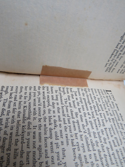 Sunset Song A Novel By Lewis Grassic Gibbon 1932 5th Impression Rare book image 8