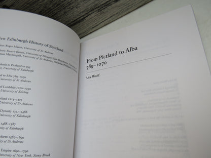 From Pictland To Alba 789-1070 By Alex Woolf 2007 book image 3