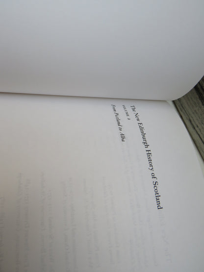 From Pictland To Alba 789-1070 By Alex Woolf 2007 book image 4