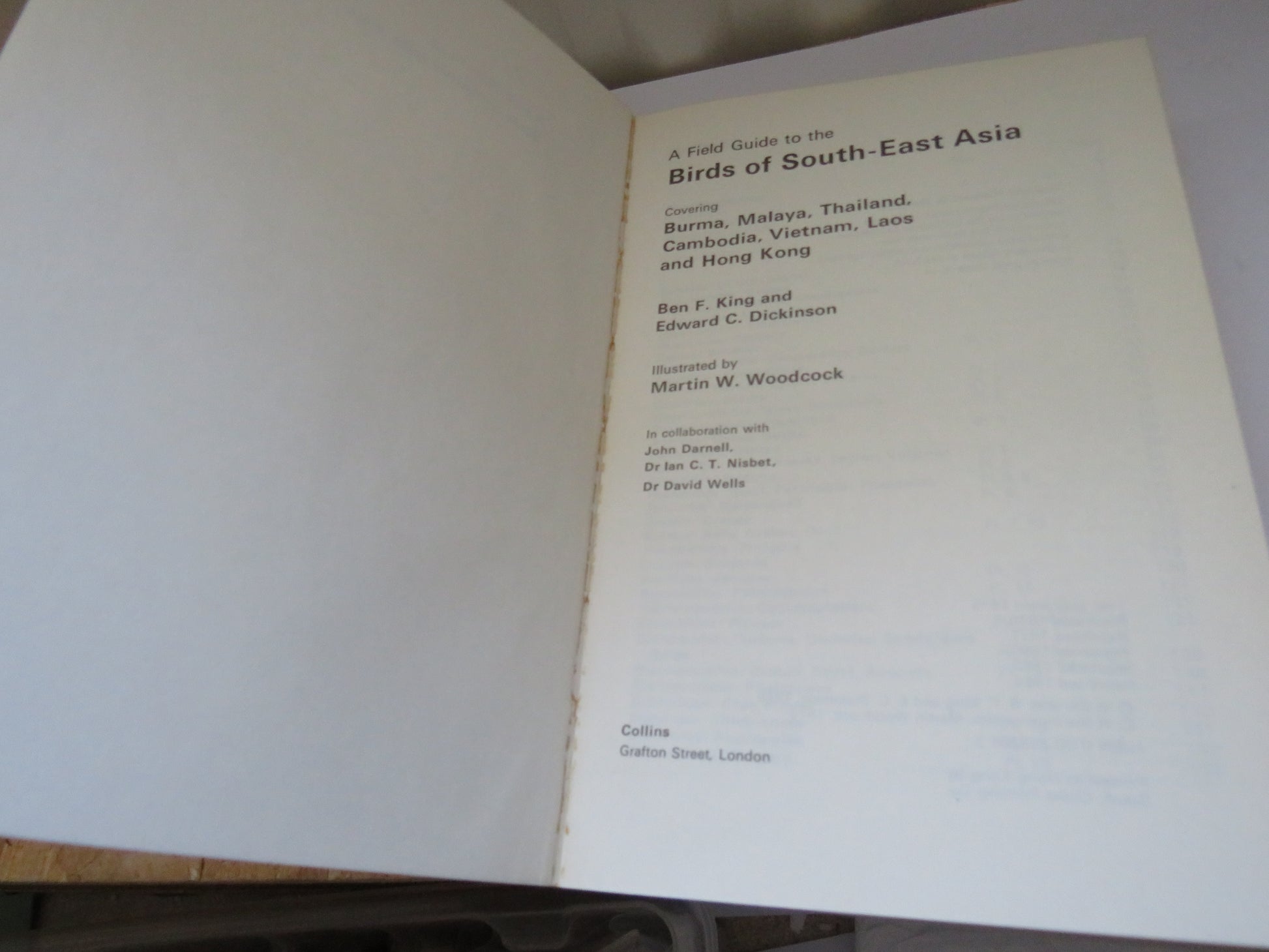 Vintage Book of 'a field guide to the birds of south east asia by ben king martin woodcock e c dickinson 1984'