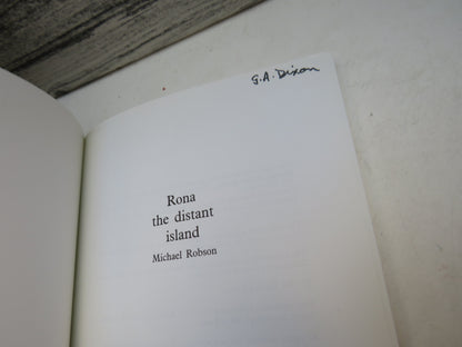 Rona The Distant Island By Michael Robson 1991 book image 3