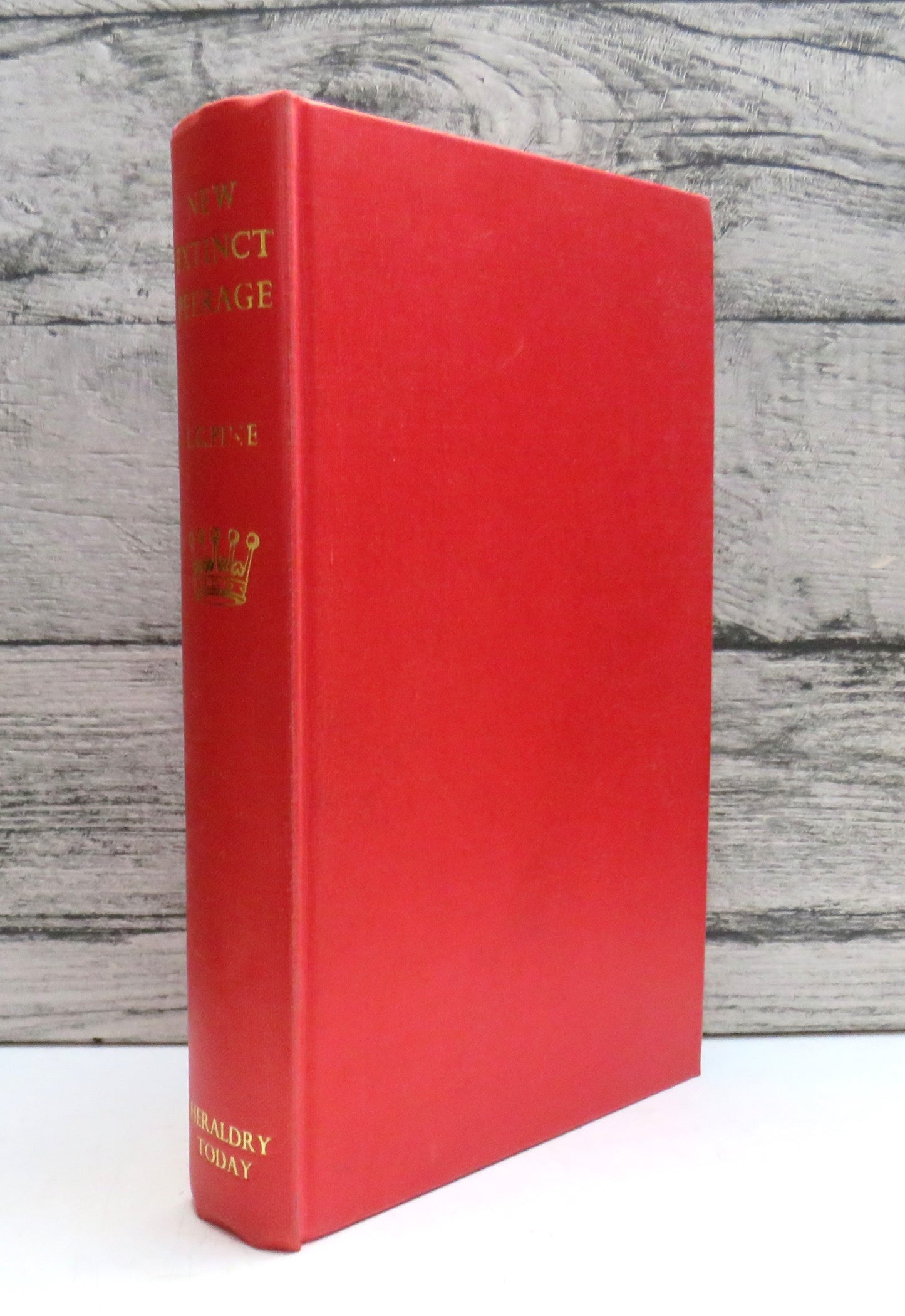 The New Extinct Peerage 1884-1971 Containing Extinct, Abeyant Dormant & Suspended Peerages With Genealogies and Arms By L. G. Pine 1972