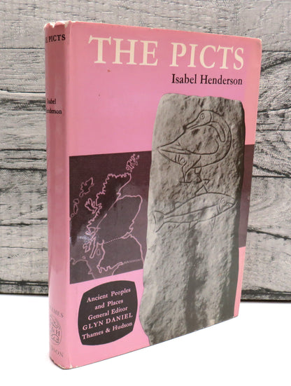 Ancient People and Places The Picts By Isabel Henderson 1967 book front cover