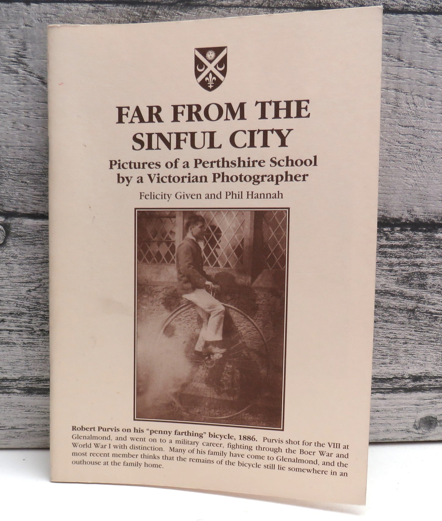 Far From The Sinful City Pictures of a Perthshire School By A Victorian Photographer By Felicity Given and Phil Hannah