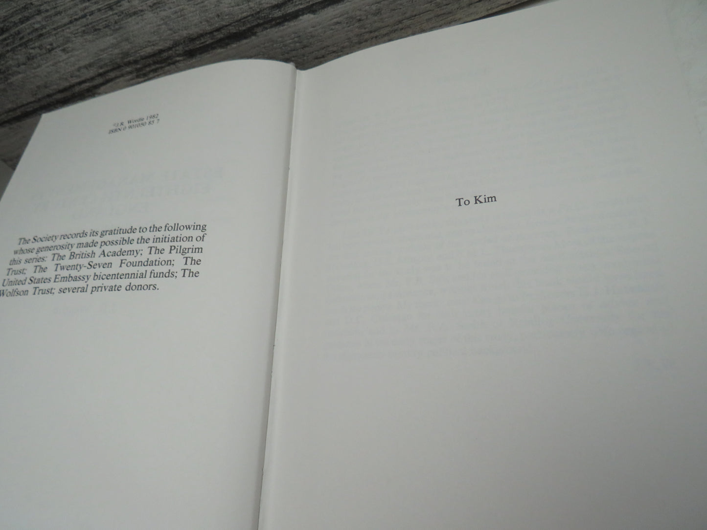 Estate Management In Eighteenth-Century England The Building of The Leveson-Gower Fortune By J.R. Wordie 1982