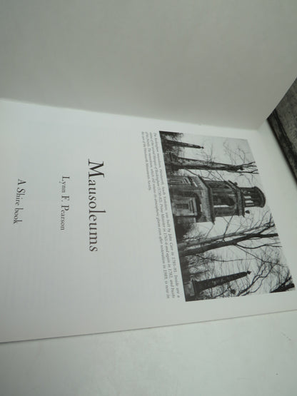 Mausoleums By Lynn F. Pearson A Shire Book 2002 book image 3