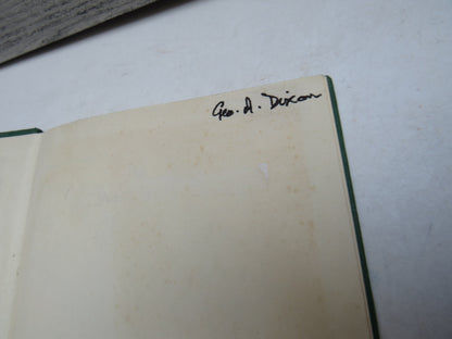 The Clan Mackintosh The Spearhead of the Clan Chattan By Jean Dunlop 1960 book image 3