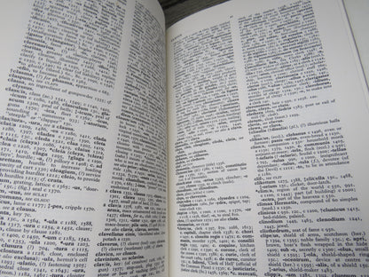 Revised Medieval Latin Word-List From British and Irish Sources Prepared By R.E. Latham 1980 book image 6