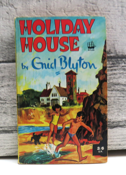 Holiday House by Enid Blyton (Vintage Children’s Book, 1968) book front cover