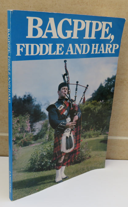 Bagpipe Fiddle and Harp By Francis Collinson Illustrated By John Mackay 1983 book image 2