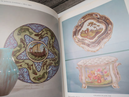 An Illustrated Encyclopaedia of British Pottery and Porcelain By Geoffrey A. Godden 1982