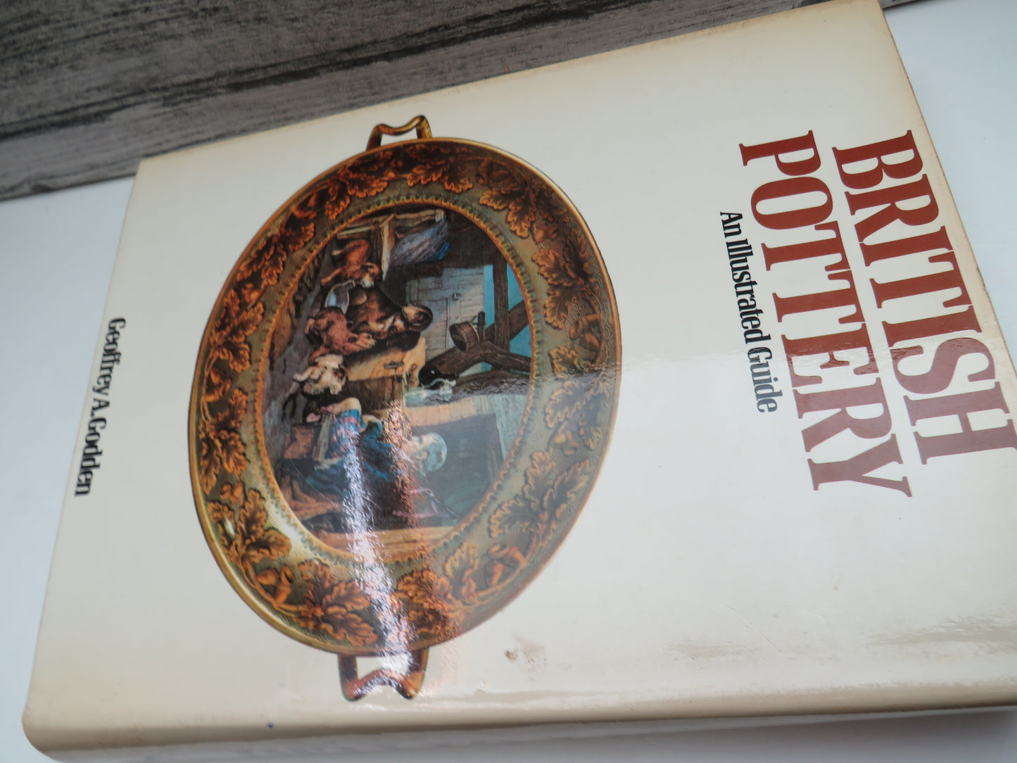 British Pottery An Illustrated Guide By Geoffrey A. Godden 1980
